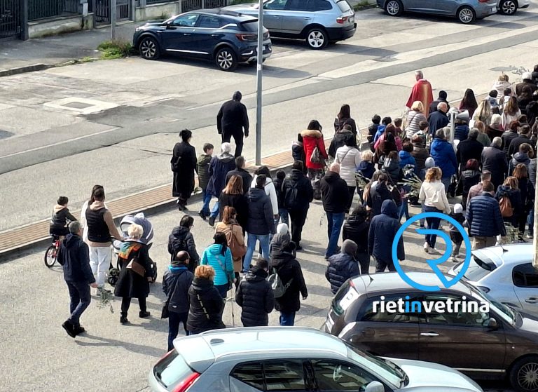 Processione delle Palme per le vie di Campoloniano