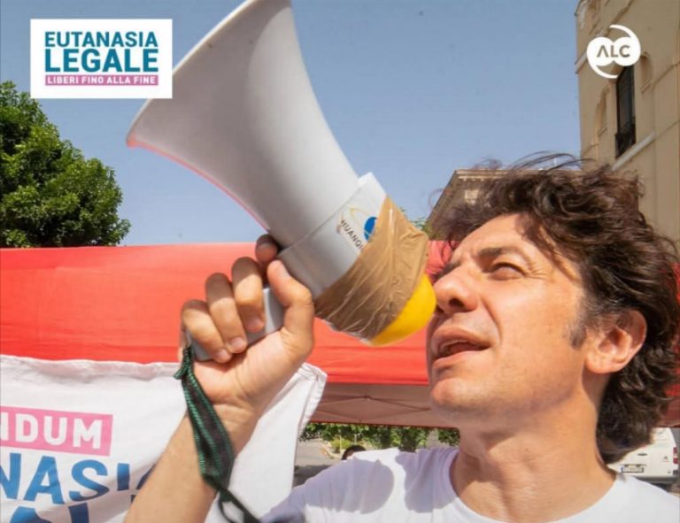 Dal 6 al 19 aprile l’Associazione Luca Coscioni scende in piazza per fermare l’abolizione del “Fine vita”