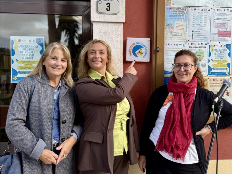 Il Comune di Fara in Sabina accoglie i bimbi nati nel 2025 presso la biblioteca “Abate Alano”