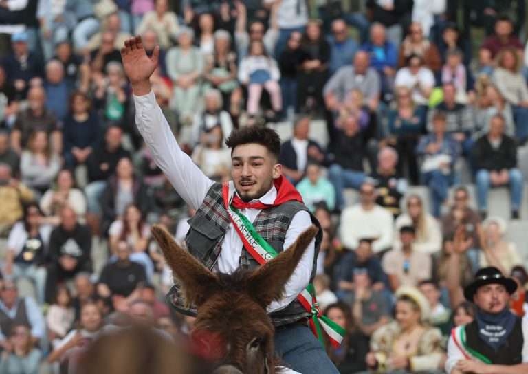 Palio dei Somari-Sindaci, Amatrice perde il podio, vince Montereale – LE FOTO