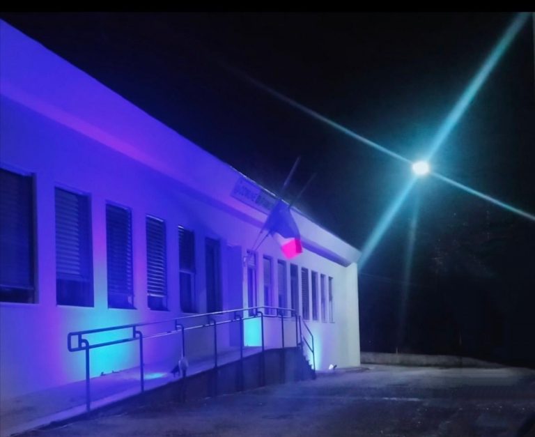 Fiamignano aderisce alla Giornata Mondiale della Consapevolezza sull’Autismo: il Palazzo Municipale si illumina di blu
