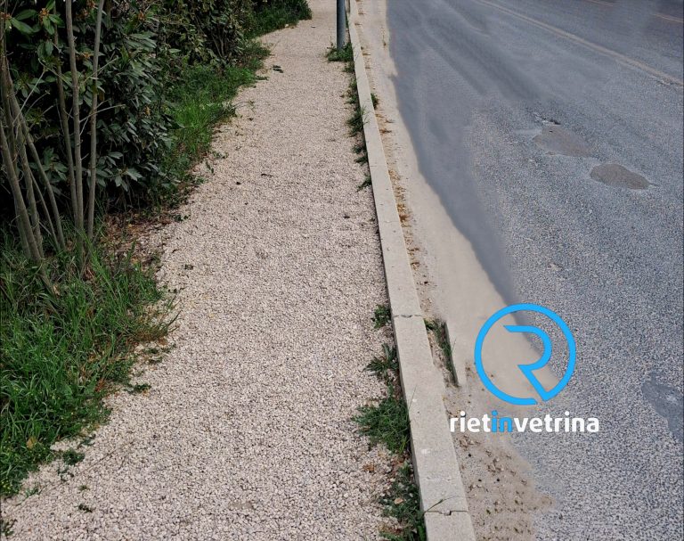 SEI TU IL REPORTER – Ercole: “Il marciapiede zona de Lellis non è asfaltato. È scomodo per disabili e anziani”