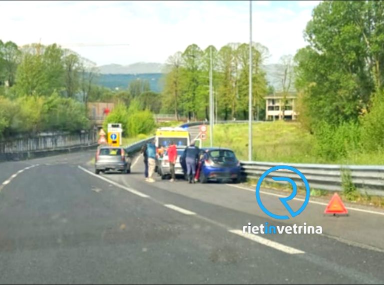 Tamponamento a catena sulla Rieti – Terni uscita direzione Rieti Comando VVF