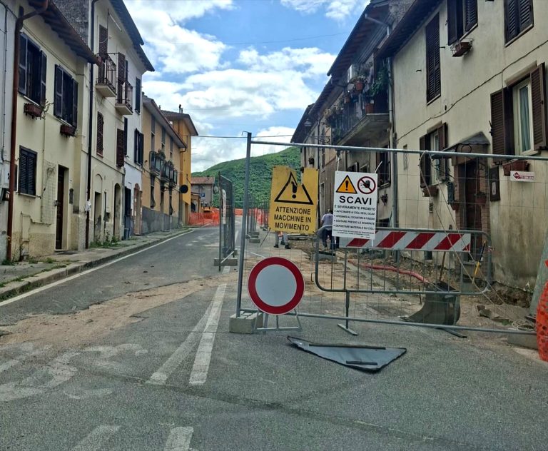 Cittaducale, Opposizione: “Chiediamo risposte su Corso Mazzini, parcheggi e tutela del patrimonio. Per il sindaco primo tratto del Corso pronto entro giugno”