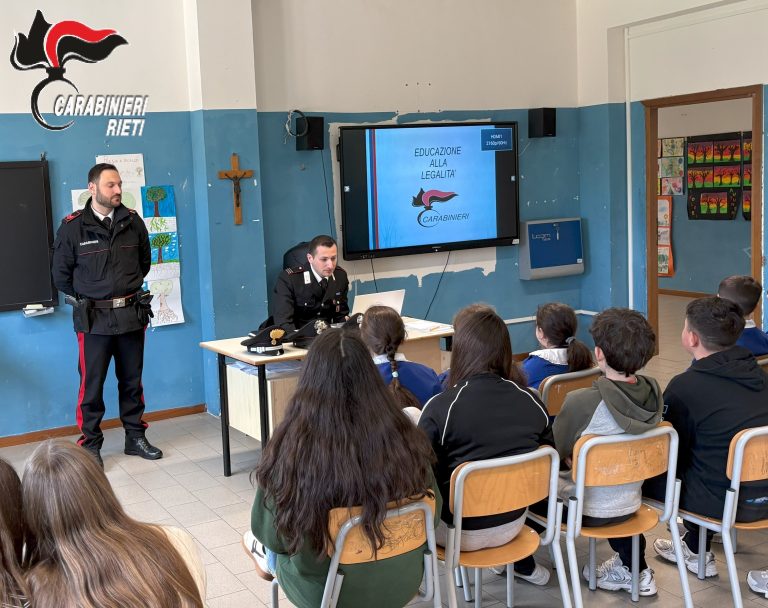 I Carabinieri di Rocca Sinibalda incontrano gli studenti dell’Istituto Ferruccio Ulivi