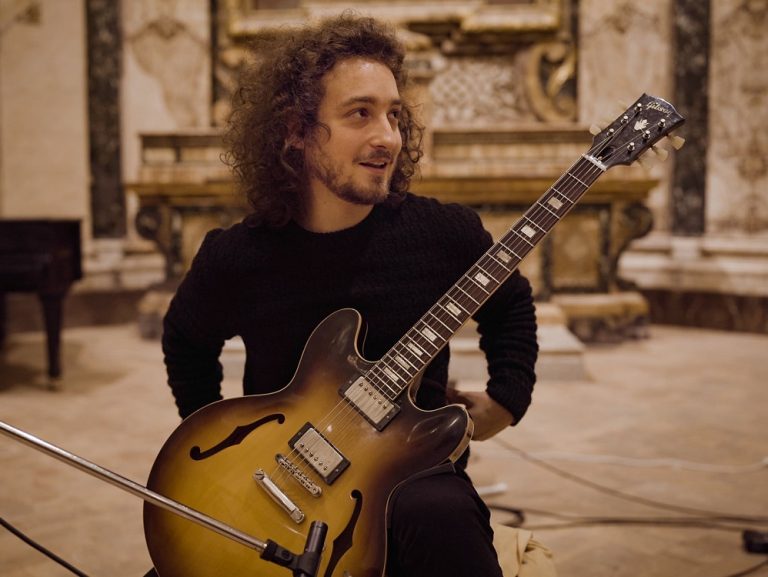 Nicolò Francesco Faraglia presenta il nuovo album “Languages” alla Chiesa di San Rufo