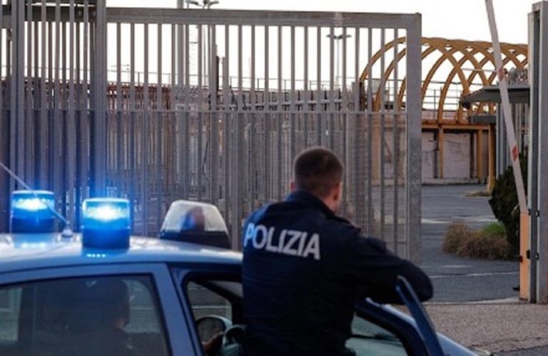 Espulso pregiudicato pachistano. Era stato arrestato per violenza sessuale, maltrattamenti e lesioni ai danni della propria compagna