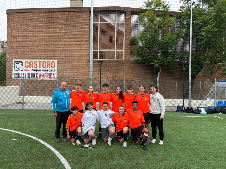 L’Istituto Comprensivo “G. Pascoli” di Rieti sale di nuovo sul tetto del Lazio: dopo il rugby tag, arriva lo scudetto regionale nel Calcio a 5