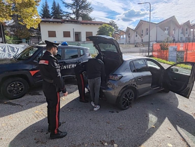 Arrestato 80enne per evasione dai domiciliari e fermati tre giovani per uso di hashish ai fini personali