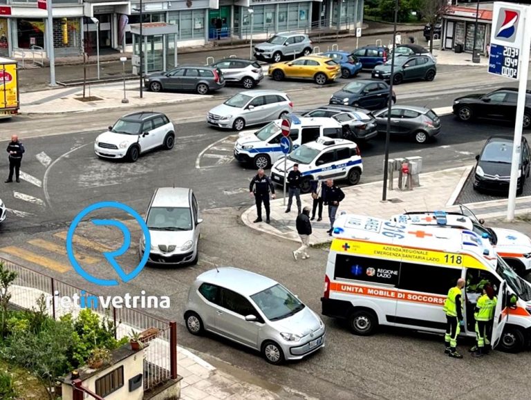 Investita una donna in viale Matteucci incrocio via Borsellino
