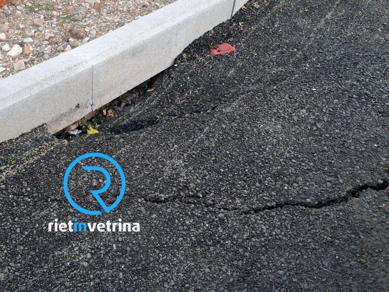 SEI TU IL REPORTER – Nazzareno: “Il nuovo asfalto in via Gerace è già spaccato e franato”