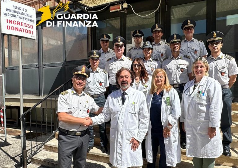 La Guardia di Finanza di Rieti dona sangue all’ospedale de Lellis