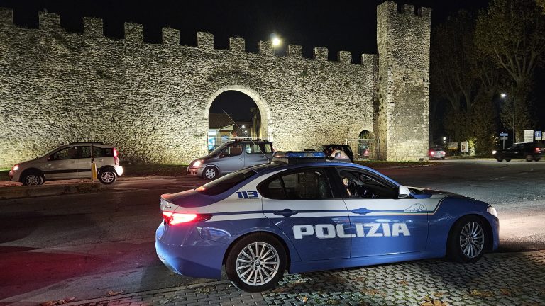Rubano all’edicola di Città Giardino: arrestati due uomini di Terni e Tivoli