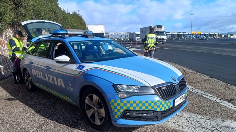 Polizia Stradale arresta tre georgiani per furto in autogrill: trasferiti nella Casa Circondariale di Rieti