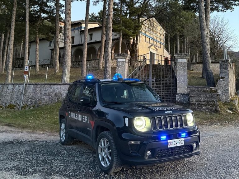 Truffa online per l’acquisto di un motore: due campani denunciati dai Carabinieri