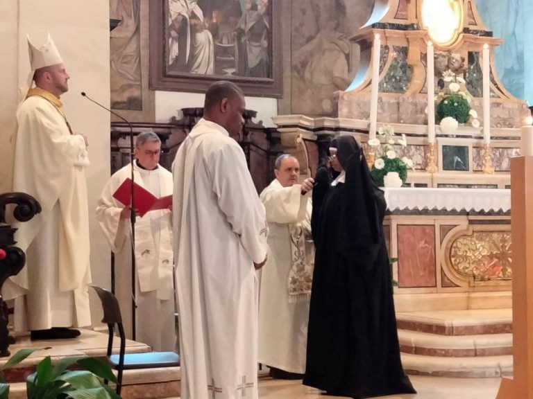 Cittaducale, suor Giuseppina Mary rinnova i voti nel 25° della sua professione