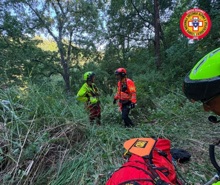 Esce di strada con l’auto: intervento del CNSAS ad Osteria Nuova