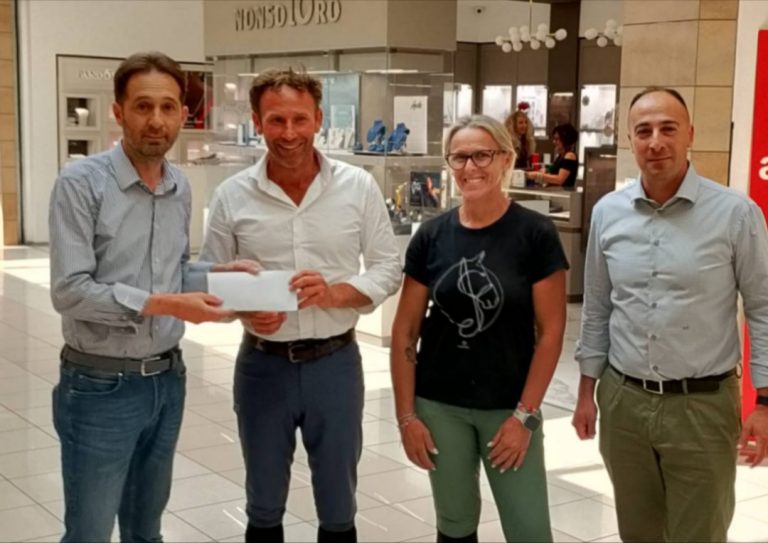 Acquisto materiale Pet-Therapy, l’Associazione Porta d’Arce dona il ricavato della cena benefica alla Cascina Boalecchia