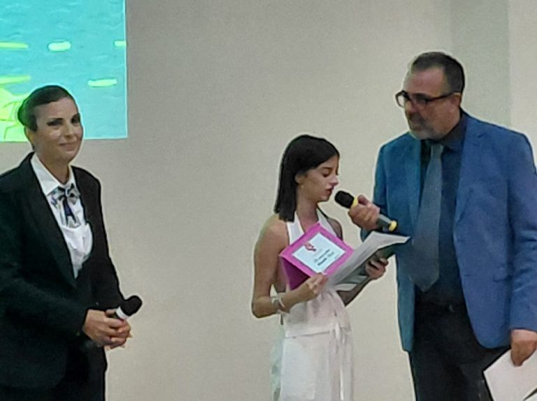 Alla reatina Benedetta Rocchi il Premio “Eccellenza Giovanile” per il suo primo libro “Mille menti e una mente”
