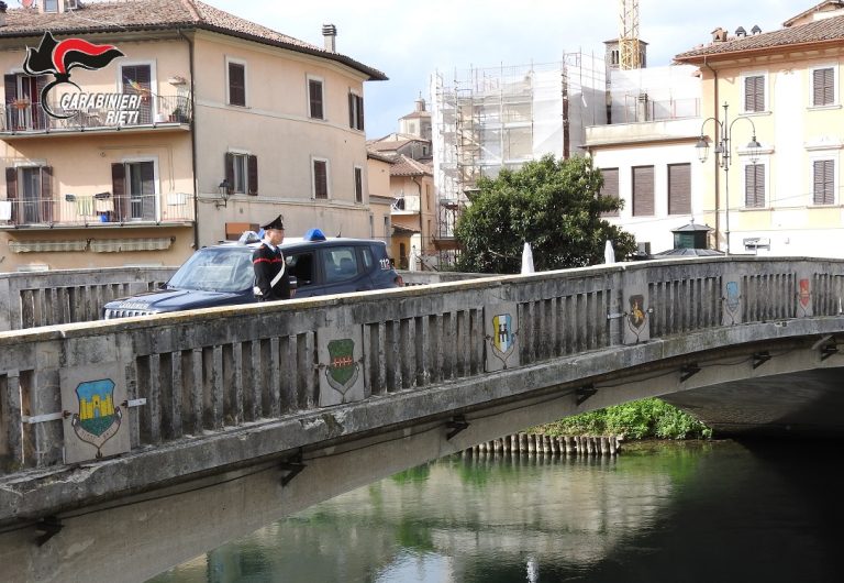Truffa del falso operatore postale, carabinieri di Rieti denunciano due palermitani per un raggiro da 45.000 euro