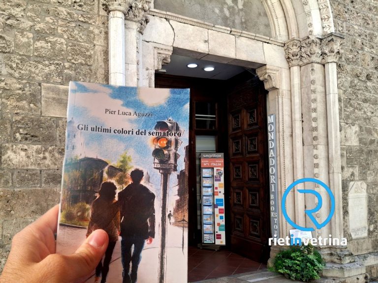 Scopri il romanzo “Gli ultimi colori del semaforo” alla Libreria Mondadori Rieti