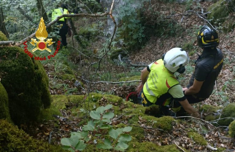 Monte Navegna, escursionista disperso recuperato dall’elisoccorso Drago