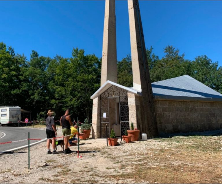 Campoforogna, la chiesetta torna a vivere: fede e memoria sul Terminillo