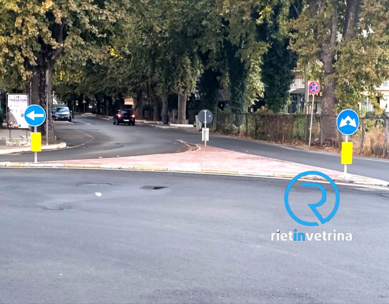 SEI TU IL REPORTER – Giancarlo: “Nel rinnovato viale Matteucci perché avete lasciato questo spartitraffico ormai reperto fatiscente?