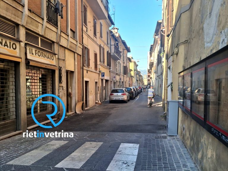 Martedì 11 agosto chiusa via Di Mezzo per lavori edili