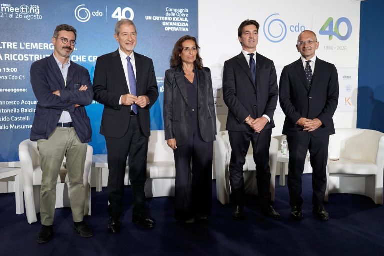 Sisma 2016, al Meeting il convegno sulla ricostruzione. Castelli: “Dopo le false partenze, avanti sulla rinascita delle comunità”