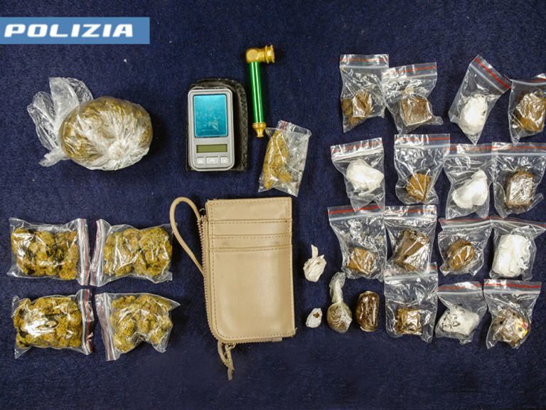 Sulla Salaria con oltre 700 gr. di droga. Arrestate due persone