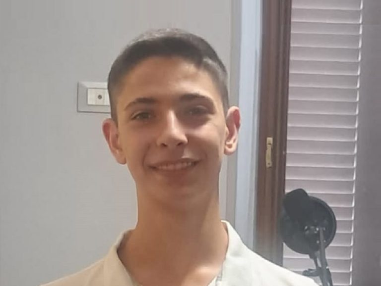 Simone Gentili (15 anni) di Poggio Mirteto entra nella prestigiosa Scuola Militare Nunziatella di Napoli: gli auguri del Comune sabino