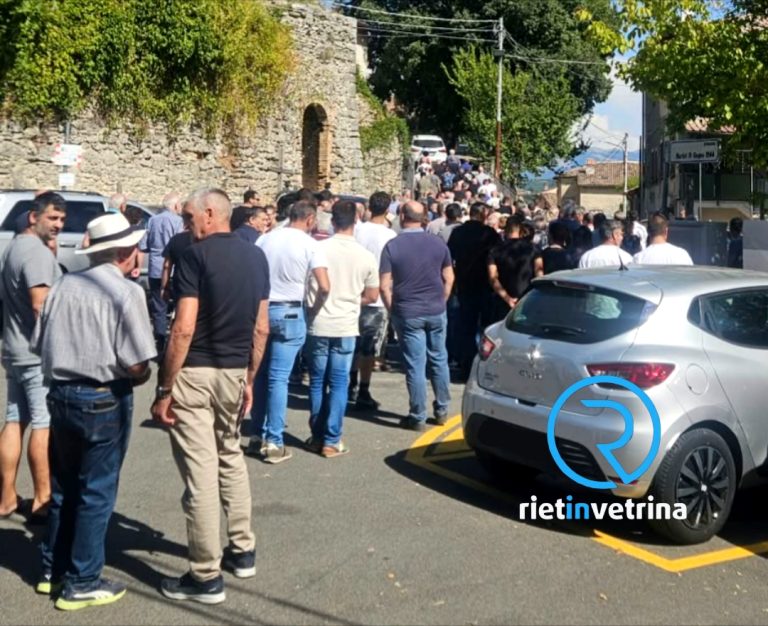 Centinaia di persone hanno salutato Santino Ciani. Le esequie svolte a Sant’Elia