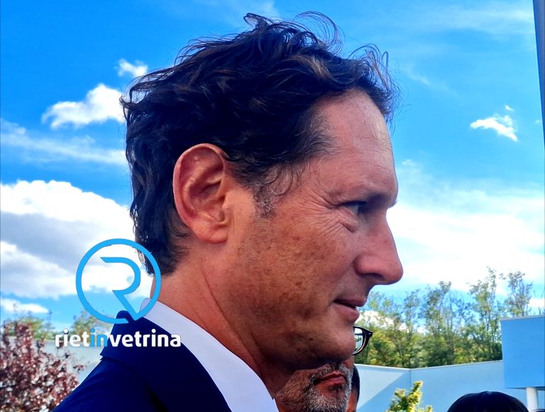 Il presidente John Elkann fa visita agli studenti del Marchionne di Amatrice