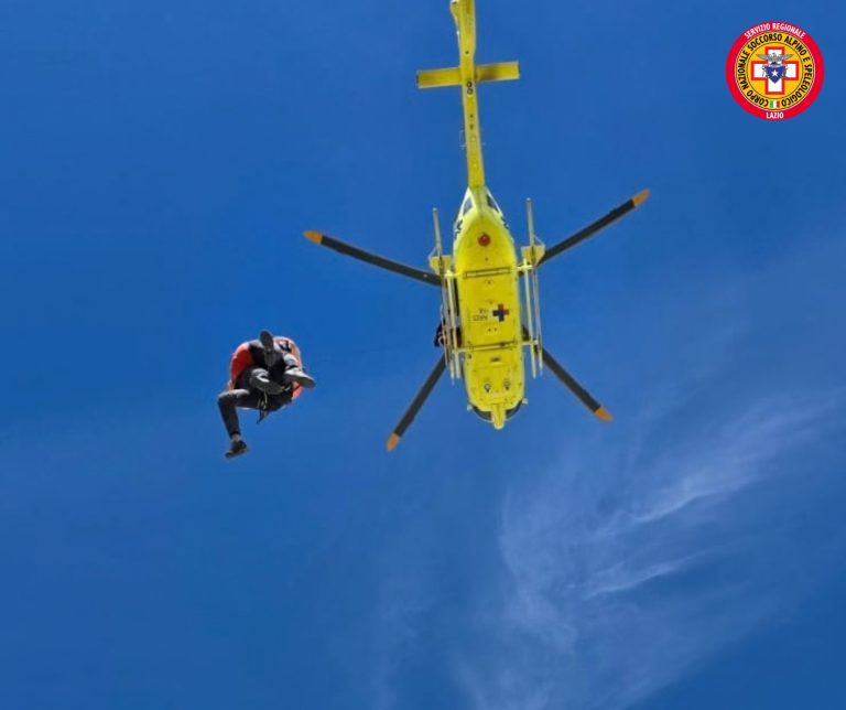 Infortunio alla caviglia sul Terminillo, alpinista recuperata dall’elisoccorso CNSAS
