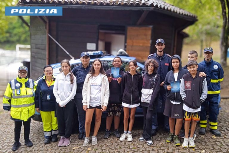 La Polizia di Stato a Colli sul Velino con i ragazzi del campo estivo “Io non rischio – Anche io sono la Protezione Civile” 