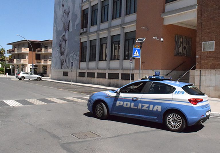Rieti, ghanese in strada con un machete. Denunciato