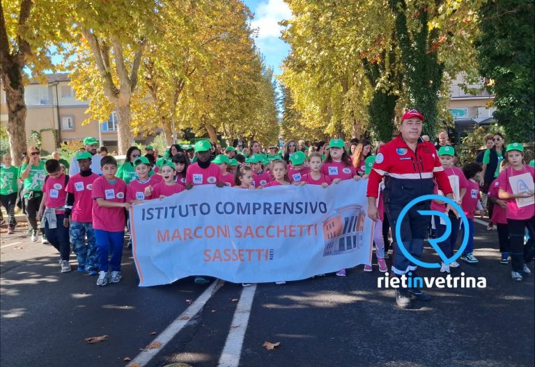 I ragazzi dell’Istituto Comprensivo Sacchetti Sassetti di Rieti partecipano con sensibilità e impegno alla Camminata per la Vita ALCLI 2026