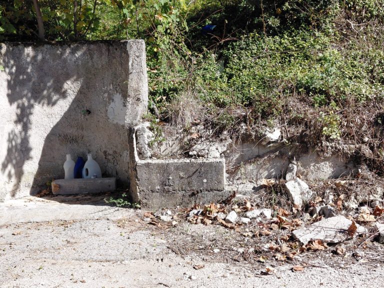 Opposizione: “Cimitero di Petrella Salto senza acqua da agosto”