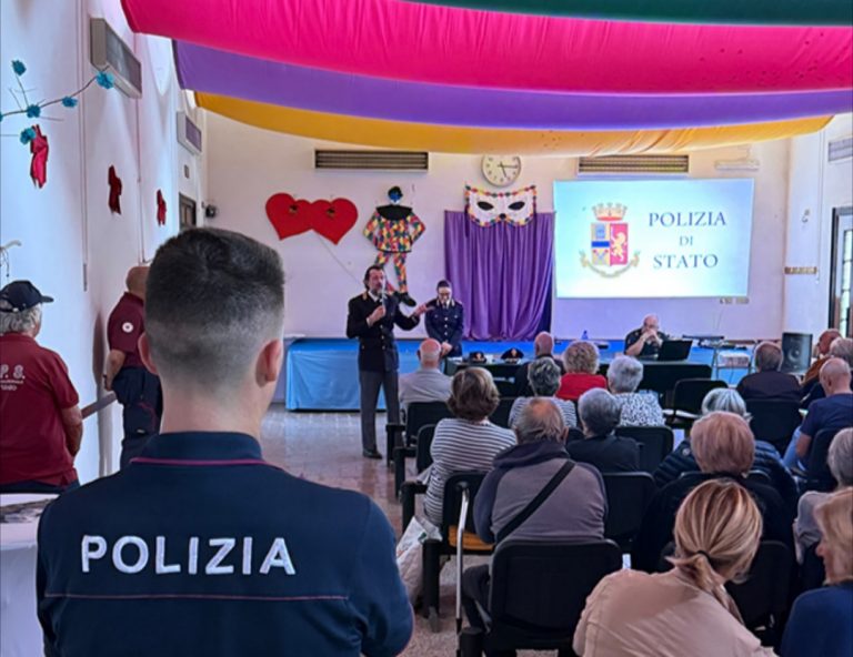 Festa dei nonni, la Polizia di Stato di Rieti incontra gli anziani per difenderli dalle truffe