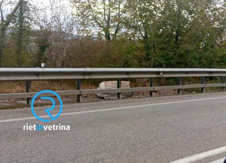 SEI TU IL REPORTER – “Poltrona abbandonato nella Salaria per L’Aquila”