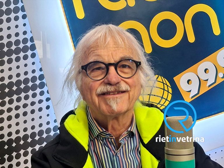 ►VIDEO – A TU PER TU – Parliamo di Risorgimento, scuola e santa Barbara con Francesco Rinaldi: storico, attore, cantautore