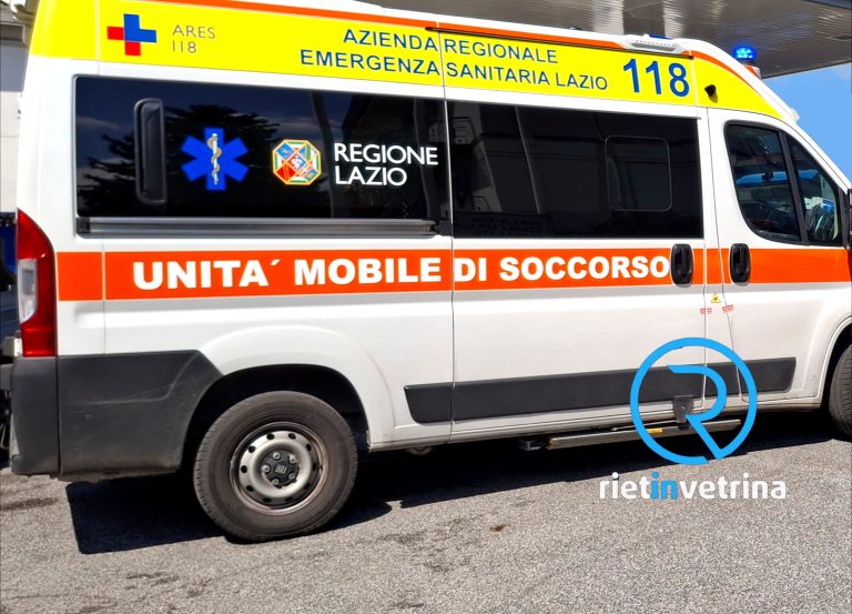 Anziano perde il controllo dell’auto e si schianta contro il guardrail sulla Salto Cicolana