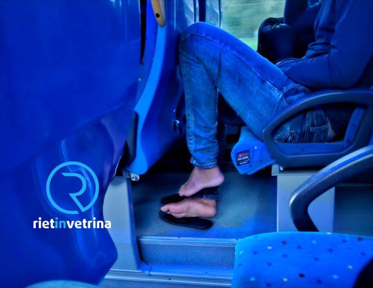 SEI TU IL REPORTER – Christian: “Sul COTRAL non si può stare a piedi nudi e noi dobbiamo sentire la puzza”