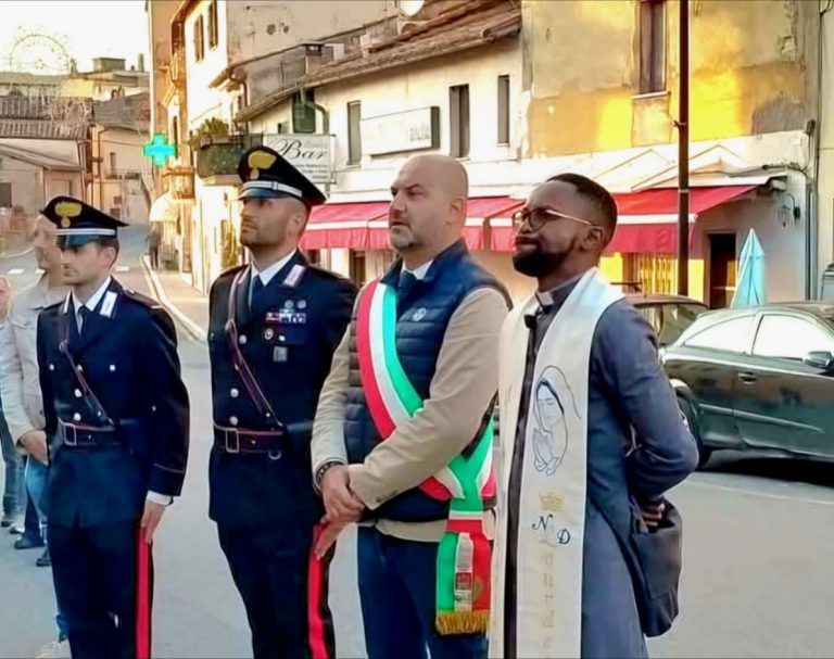 Il sindaco di Castelnuovo di Farfa omaggia i caduti in guerra e ricorda il dovere della memoria