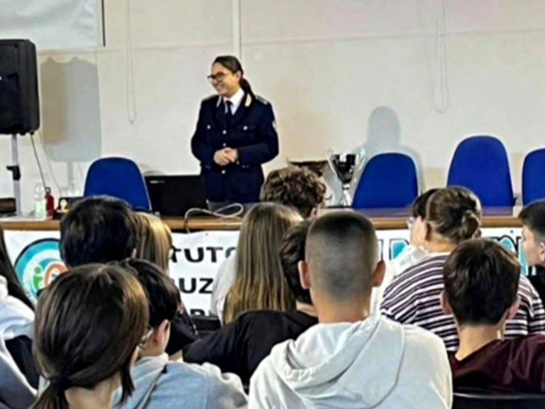 “Una vita da Social”, con la Polizia Postale lezioni di legalità all’Action Week