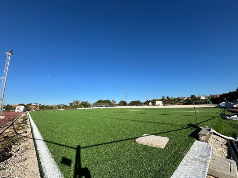 Nuovo manto in erba sintetica per il Campo Sportivo Amerigo Di Tommaso di Fara in Sabina