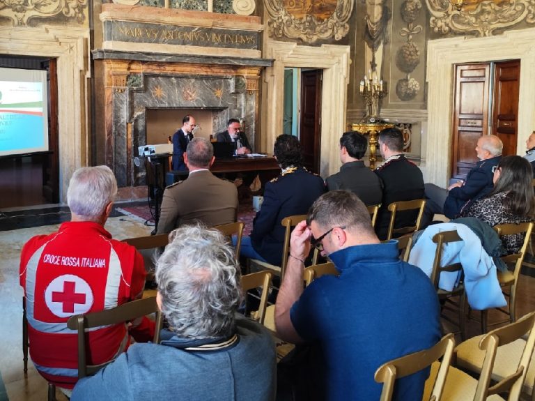 Promosso nella Prefettura di Rieti il convegno “Il rischio incendi: esperienze locali”